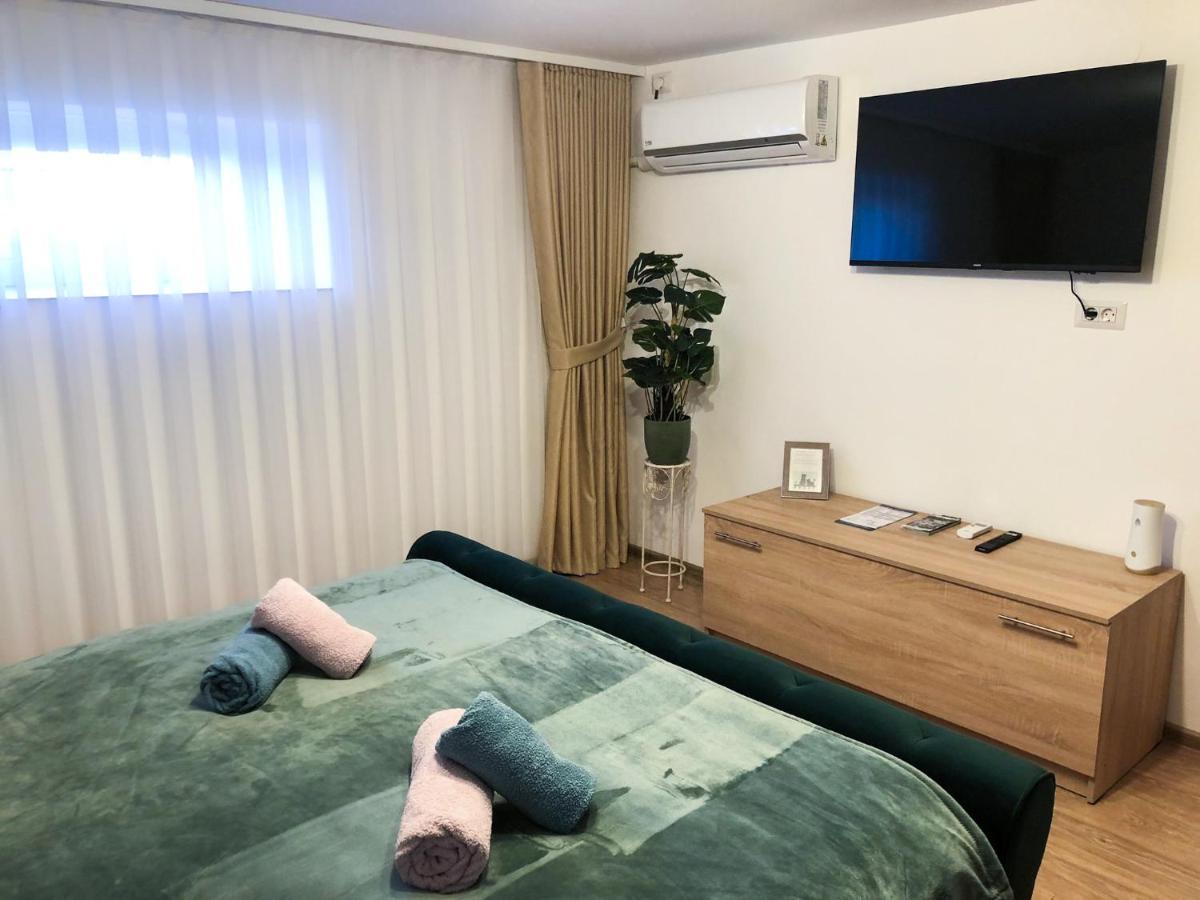 Ultra Central Apartment, Free Parking Oradea - Stray Cats Zewnętrze zdjęcie